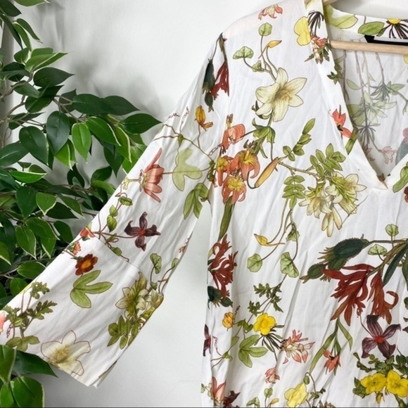 ZARA botanical floral Vneck top blouse - Picture 2 of 6